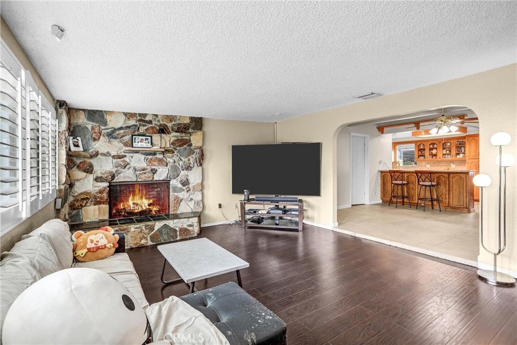 Image 18 of property listing at 5203 N Enid Avenue, Azusa, CA 91702