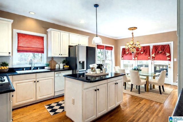 153 KINGS CREST LANE, Pelham, AL 35124