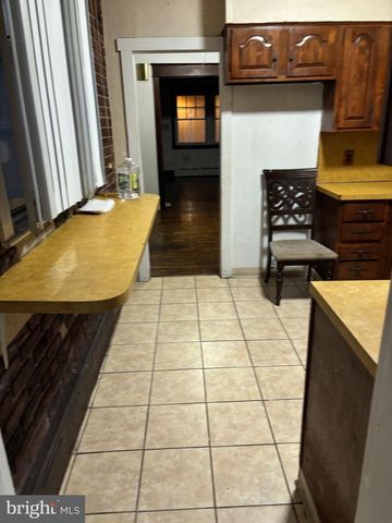 5223 SYLVESTER ST, Philadelphia, PA 19124