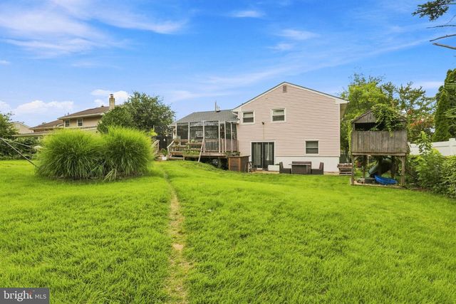 29 TILFORD RD, Somerdale, NJ 08083