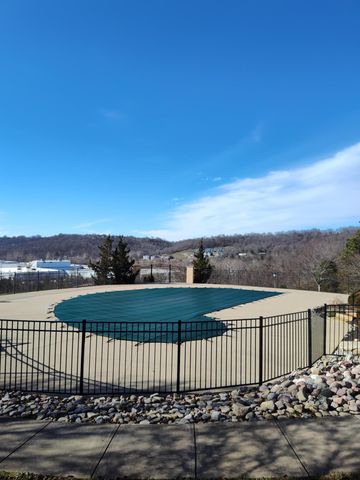 2435 Rolling Hills Drive, Covington, KY 41017