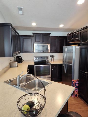 2435 Rolling Hills Drive, Covington, KY 41017