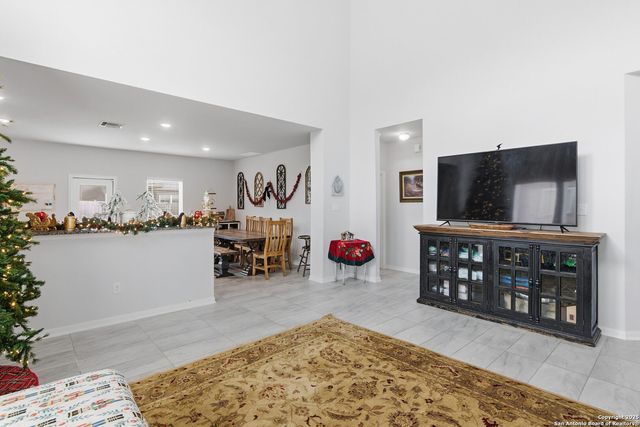 305 Tims Way, Seguin, TX 78155