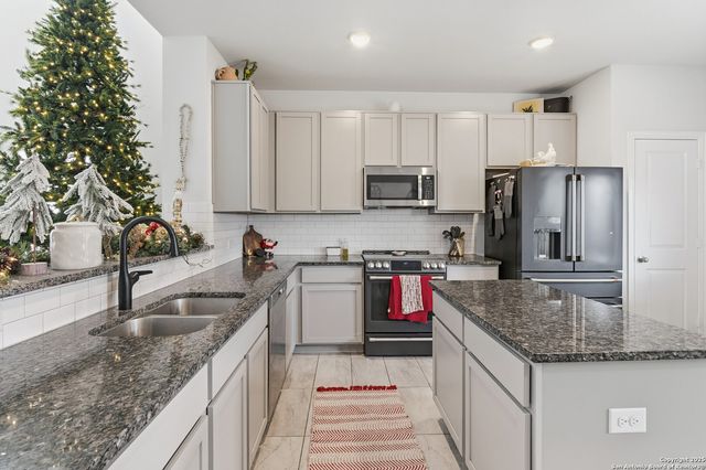 305 Tims Way, Seguin, TX 78155