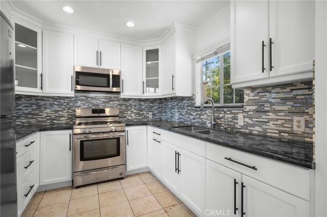 1156 Concord Street, Glendale, CA 91202