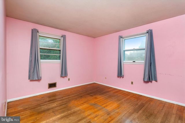 25 BLACK PINE DR, Hamilton, NJ 08610