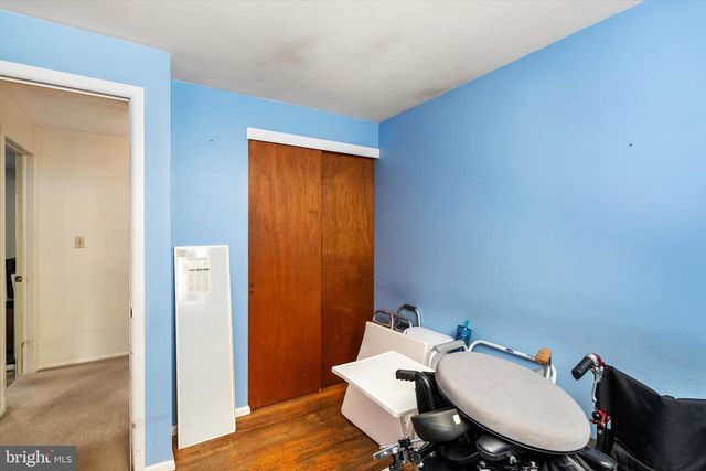25 BLACK PINE DR, Hamilton, NJ 08610