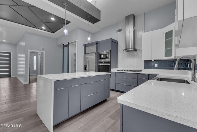 14885 Orsten Artis Avenue, El Paso, TX 79938
