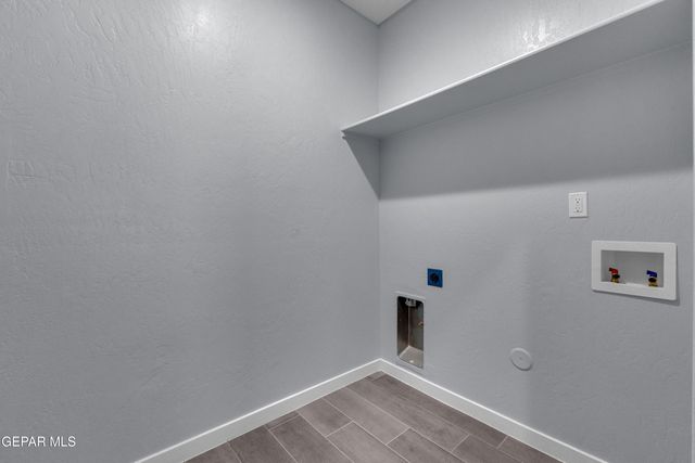 14885 Orsten Artis Avenue, El Paso, TX 79938