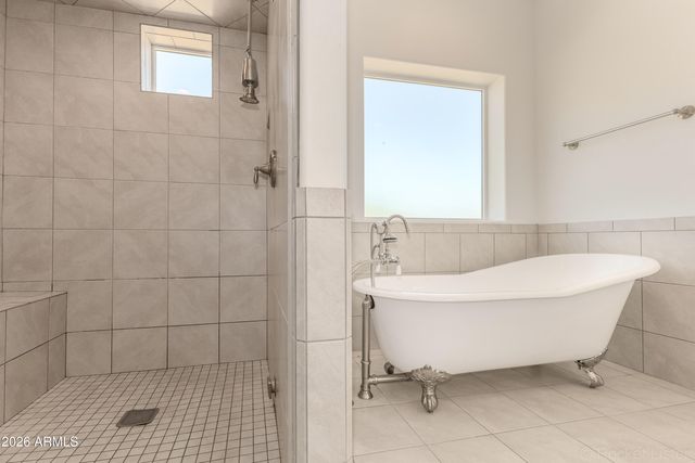 1342 S Datura Drive, Queen Valley, AZ 85118