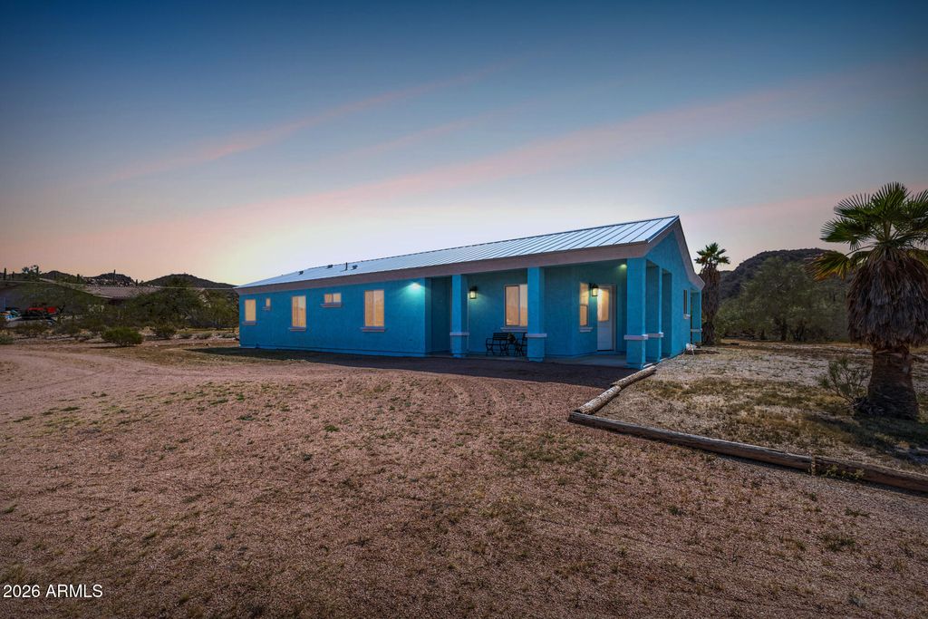 1342 S Datura Drive, Queen Valley, AZ 85118