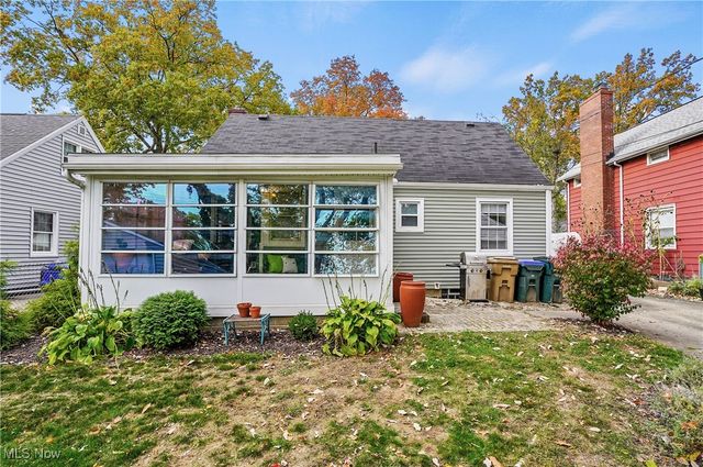 2447 15th Street, Cuyahoga Falls, OH 44223