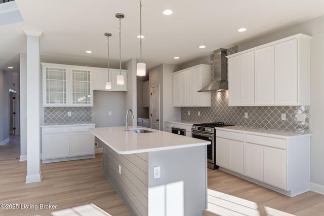 3618 Carillon Ridge Way, Louisville, KY 40245