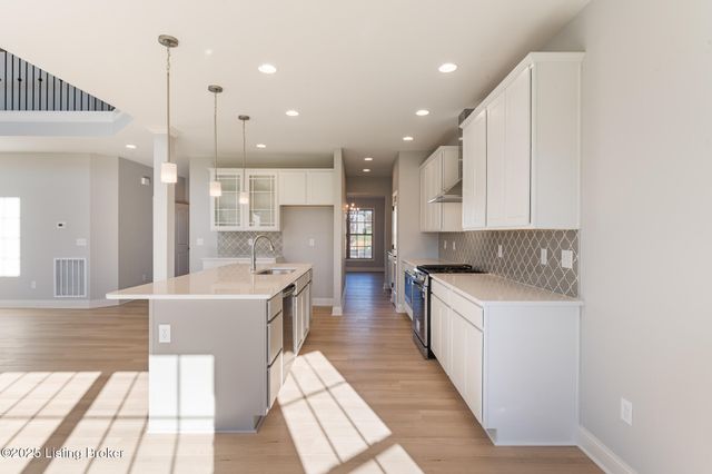 3618 Carillon Ridge Way, Louisville, KY 40245