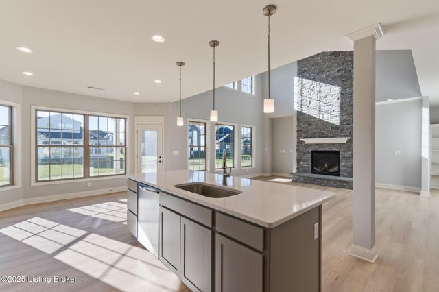 3618 Carillon Ridge Way, Louisville, KY 40245