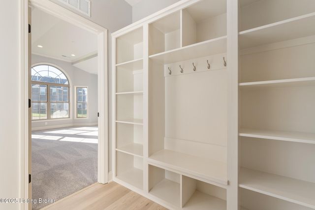 3618 Carillon Ridge Way, Louisville, KY 40245