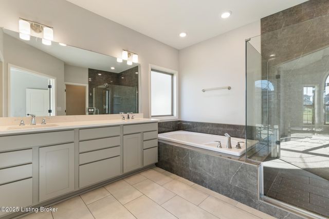 3618 Carillon Ridge Way, Louisville, KY 40245