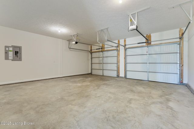 3618 Carillon Ridge Way, Louisville, KY 40245