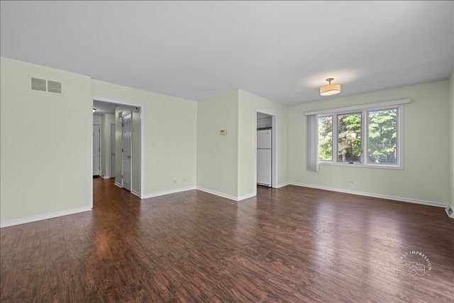 751 Monticello Drive, Naperville, IL 60563