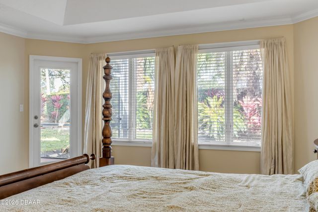 1098 Red Maple Way, New Smyrna Beach, FL 32168