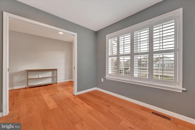 109 JAMES DR, New Holland, PA 17557