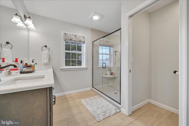 109 JAMES DR, New Holland, PA 17557