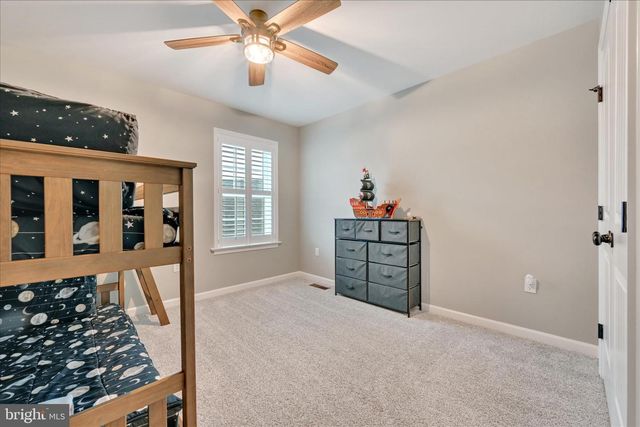 109 JAMES DR, New Holland, PA 17557