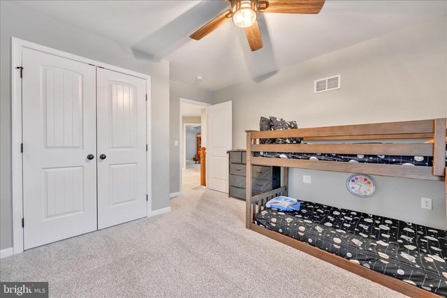 109 JAMES DR, New Holland, PA 17557