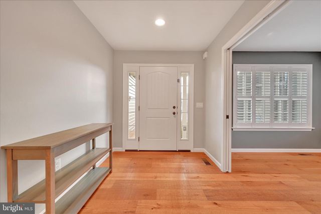 109 JAMES DR, New Holland, PA 17557