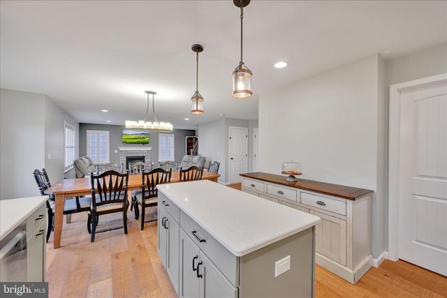 109 JAMES DR, New Holland, PA 17557