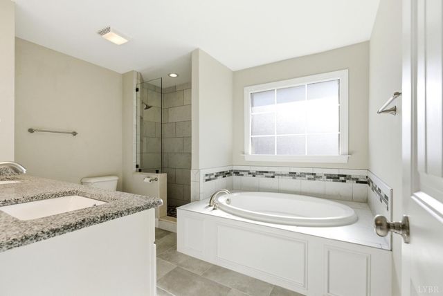 215 London Downs, Forest, VA 24551