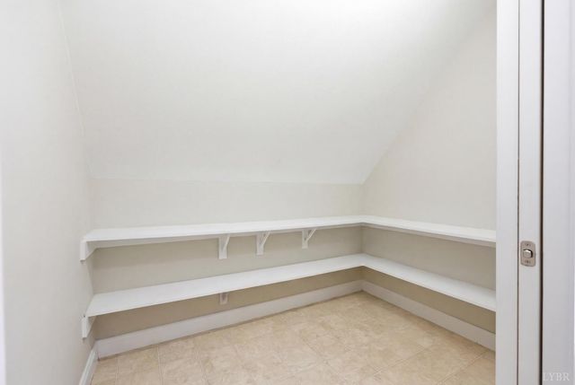 215 London Downs, Forest, VA 24551