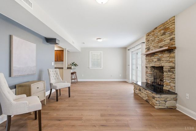 215 London Downs, Forest, VA 24551