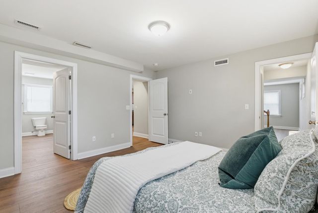 215 London Downs, Forest, VA 24551