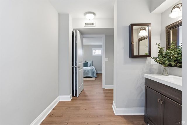 215 London Downs, Forest, VA 24551