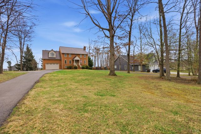 215 London Downs, Forest, VA 24551
