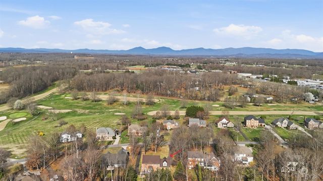 215 London Downs, Forest, VA 24551