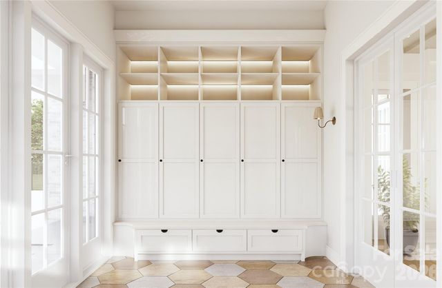 2052 Hopedale Avenue, Charlotte, NC 28207