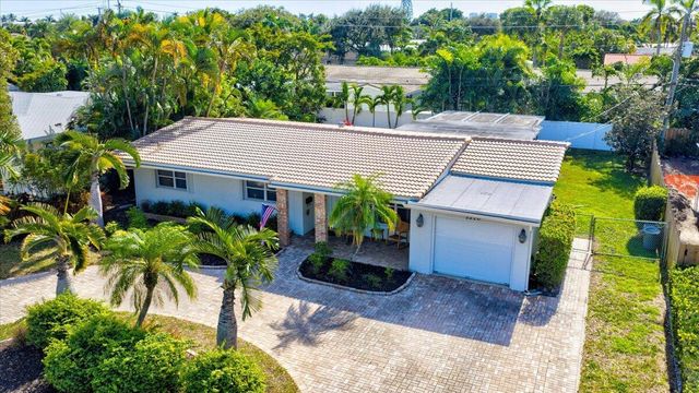 2220 NE 34th Court, Lighthouse Point, FL 33064