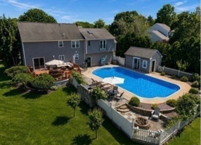 185 Rosewood Road, Somerset, MA 02726
