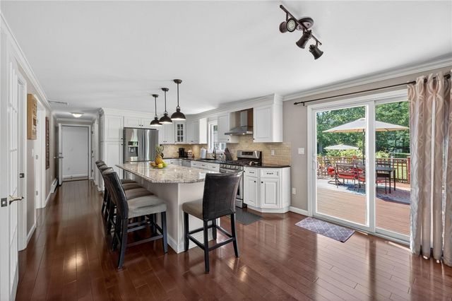 185 Rosewood Road, Somerset, MA 02726