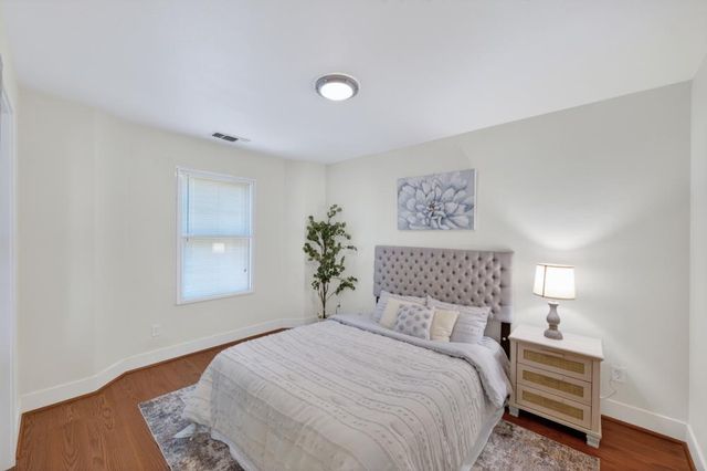 1728 27th St, Sacramento, CA 95816