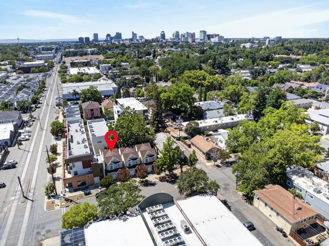 1728 27th St, Sacramento, CA 95816