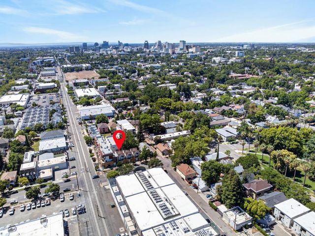 1728 27th St, Sacramento, CA 95816