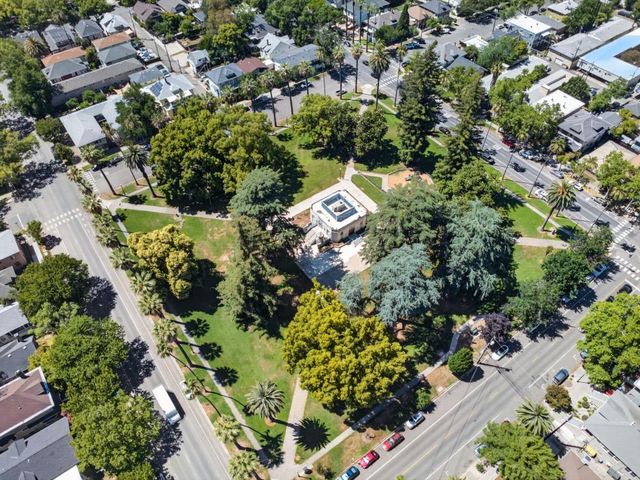 1728 27th St, Sacramento, CA 95816
