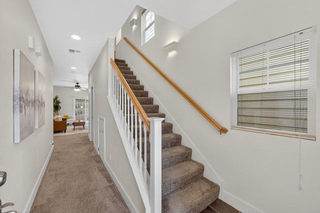 1728 27th St, Sacramento, CA 95816