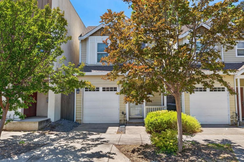 1728 27th St, Sacramento, CA 95816