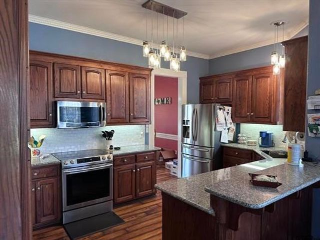 140 Pat Drive, Mineola, TX 75773