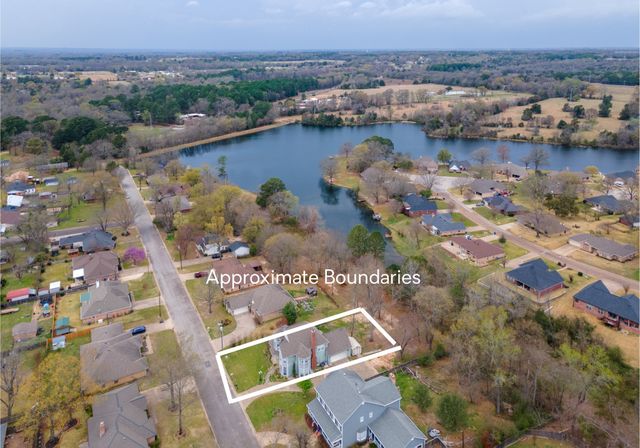 140 Pat Drive, Mineola, TX 75773