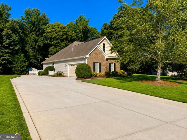 1049 Monticello Drive, Monroe, GA 30655